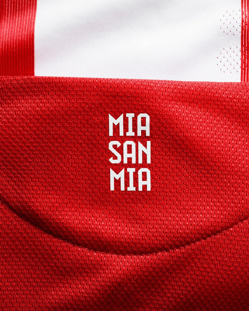 Camisa Feminina Bayern Munich 25/26 Home
