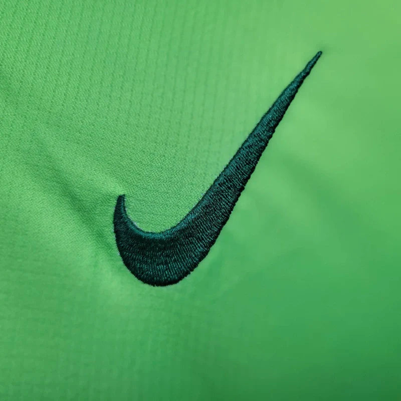Camisa Feminina Wolfsburg 24/25 Home